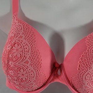 Victoria's Secret Lined Perfect Coverage 40DD Bra